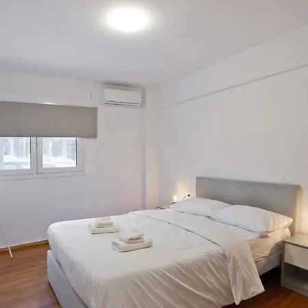 Kallimarmaro Cozy Retreat * Athens